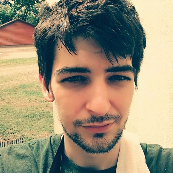 Meet your Posher, Lucas - Picture 1 of 1